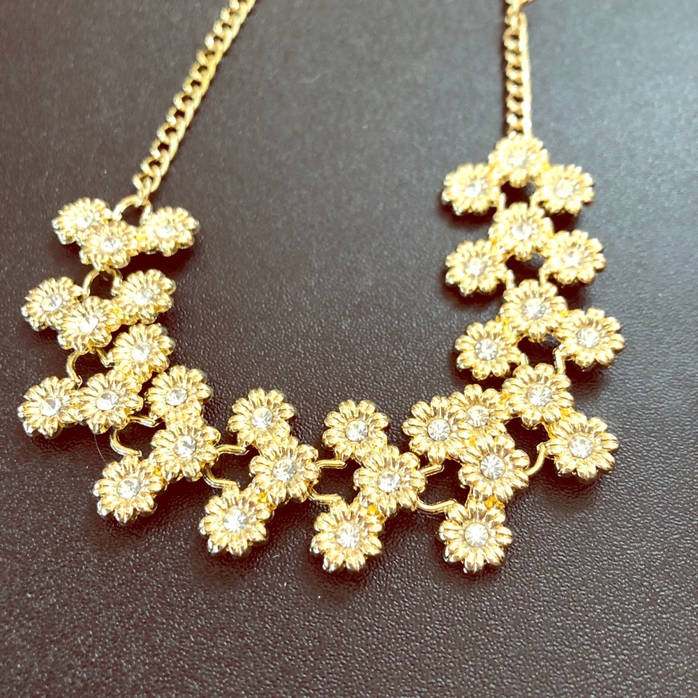 🌟🌟🌟 Stunning  gold necklace !!!